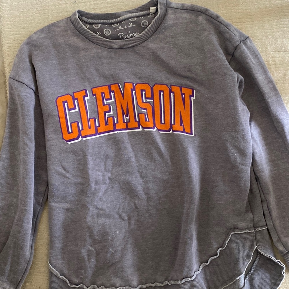 brand new clemson sweatshirt